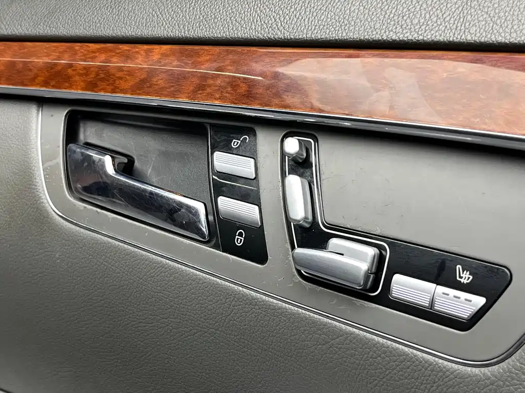 Mercedes-Benz S-Class 2008 — фото 11