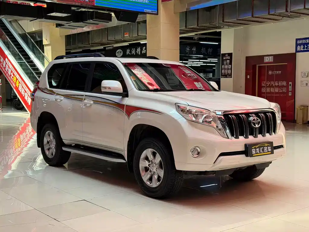 Toyota Prado 2016 — фото 3