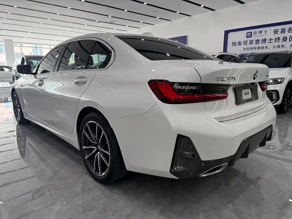 BMW 3 Series 2023