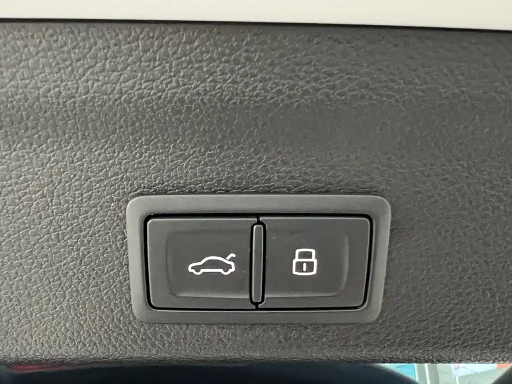 Audi Q3 2022 — фото 21