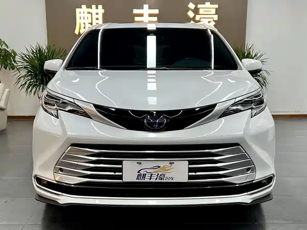 Toyota Sienna 2021