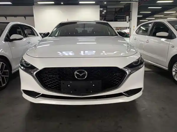 Mazda 3 Axela 2025