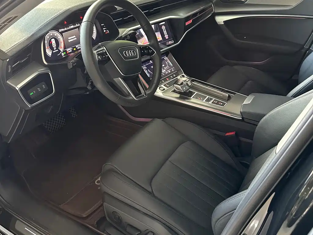 Audi A6L 2022