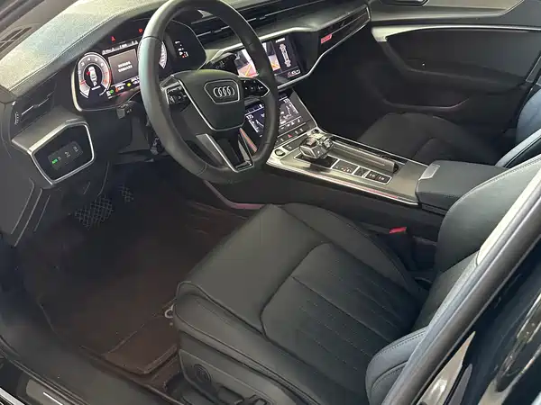 Audi A6L 2022