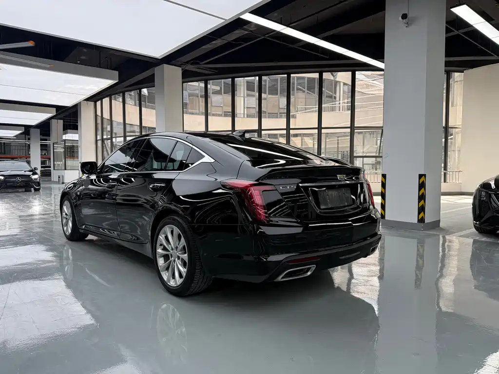 Cadillac CT5 2022 — фото 27