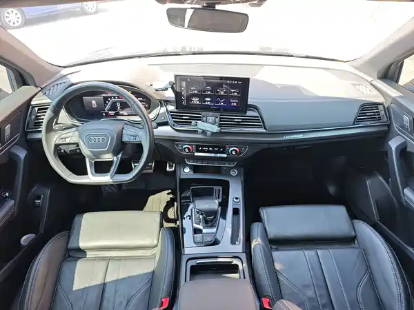 Audi Q5L 2024