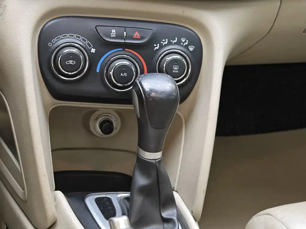 Fiat Viaggio 2014 — фото 17