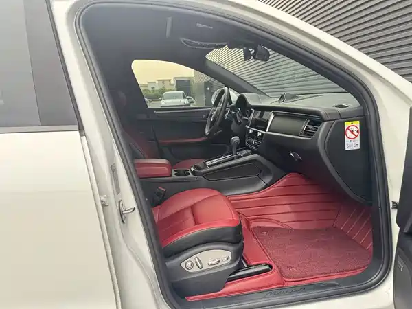 Porsche Macan 2023