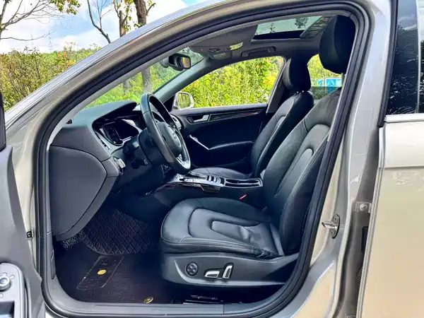 Audi A4L 2016