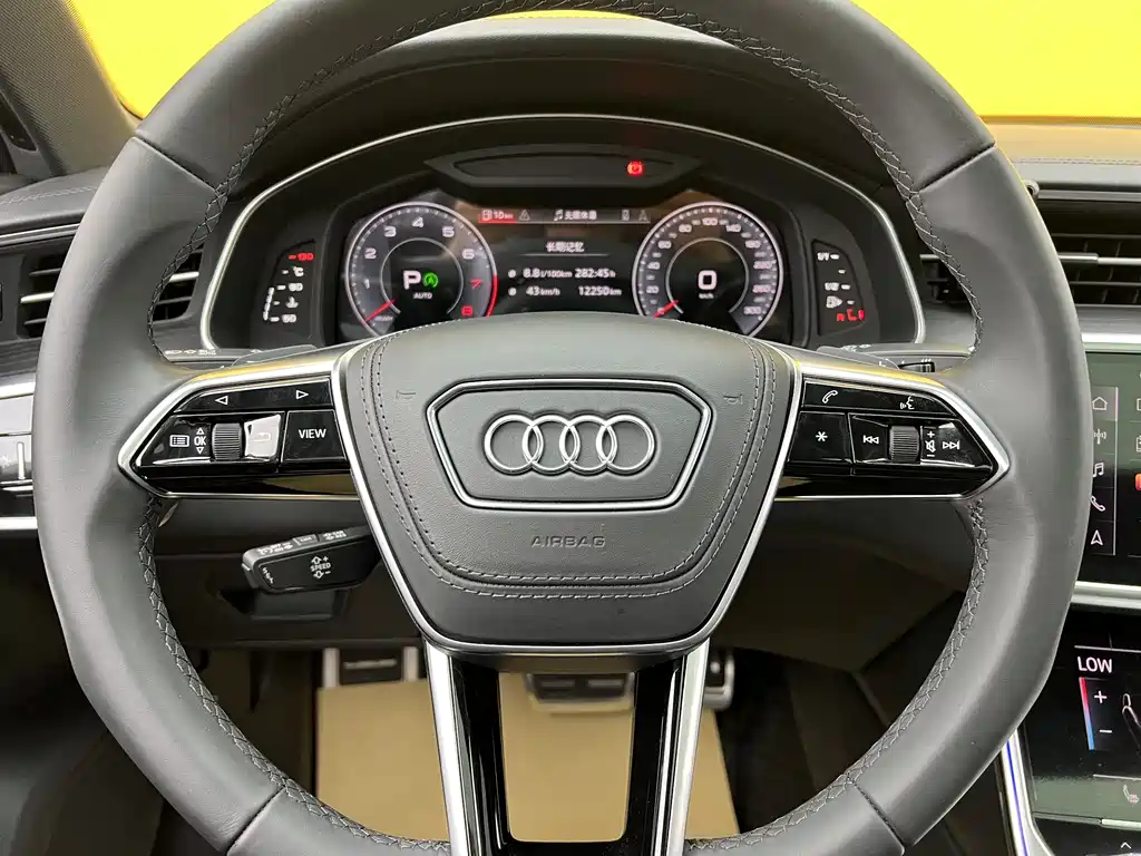 Audi A6L 2026 — фото 7