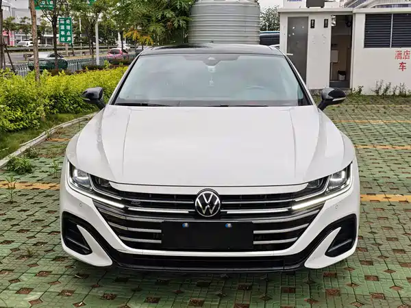 Volkswagen CC 2024