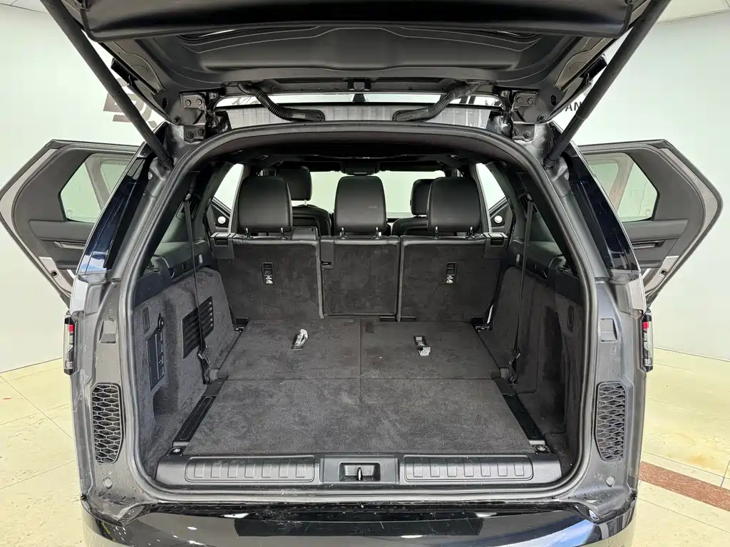 Land Rover Discovery 2020 — фото 22