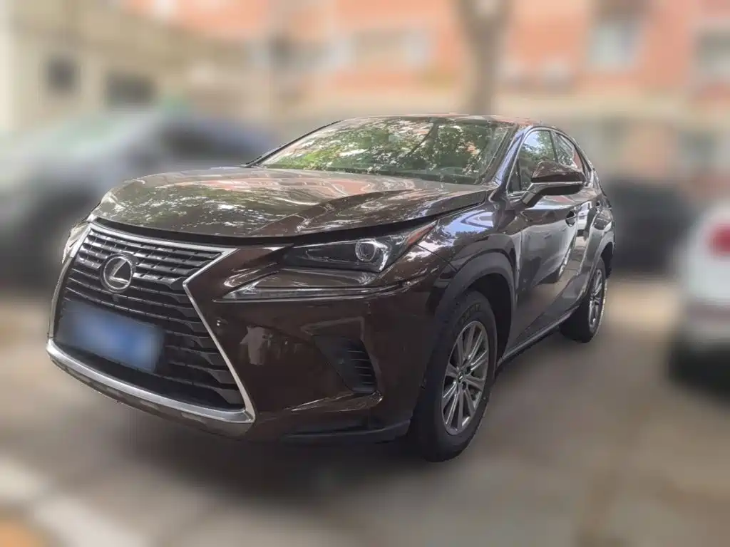 Lexus NX 2018 — фото 2