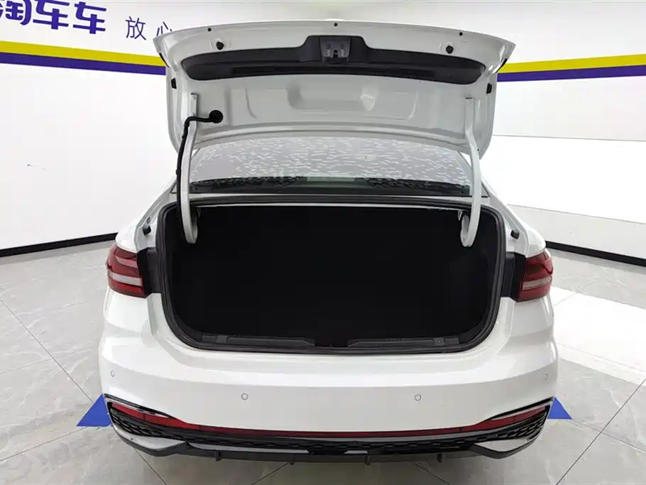 Volkswagen Lavida 2022