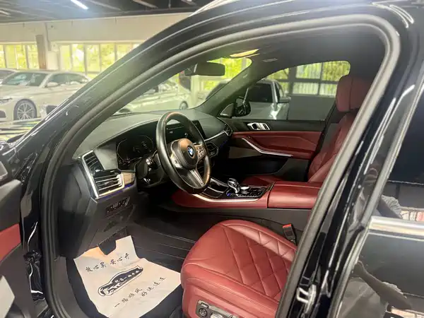 BMW X5 2023