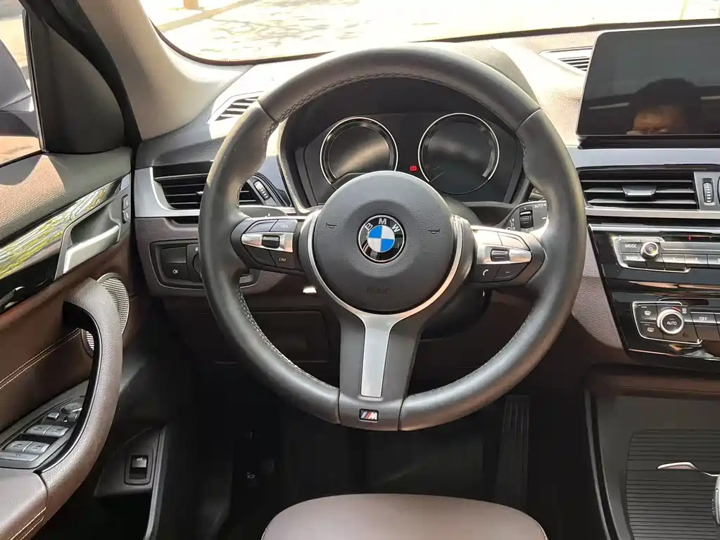 BMW X1 2021 — фото 15