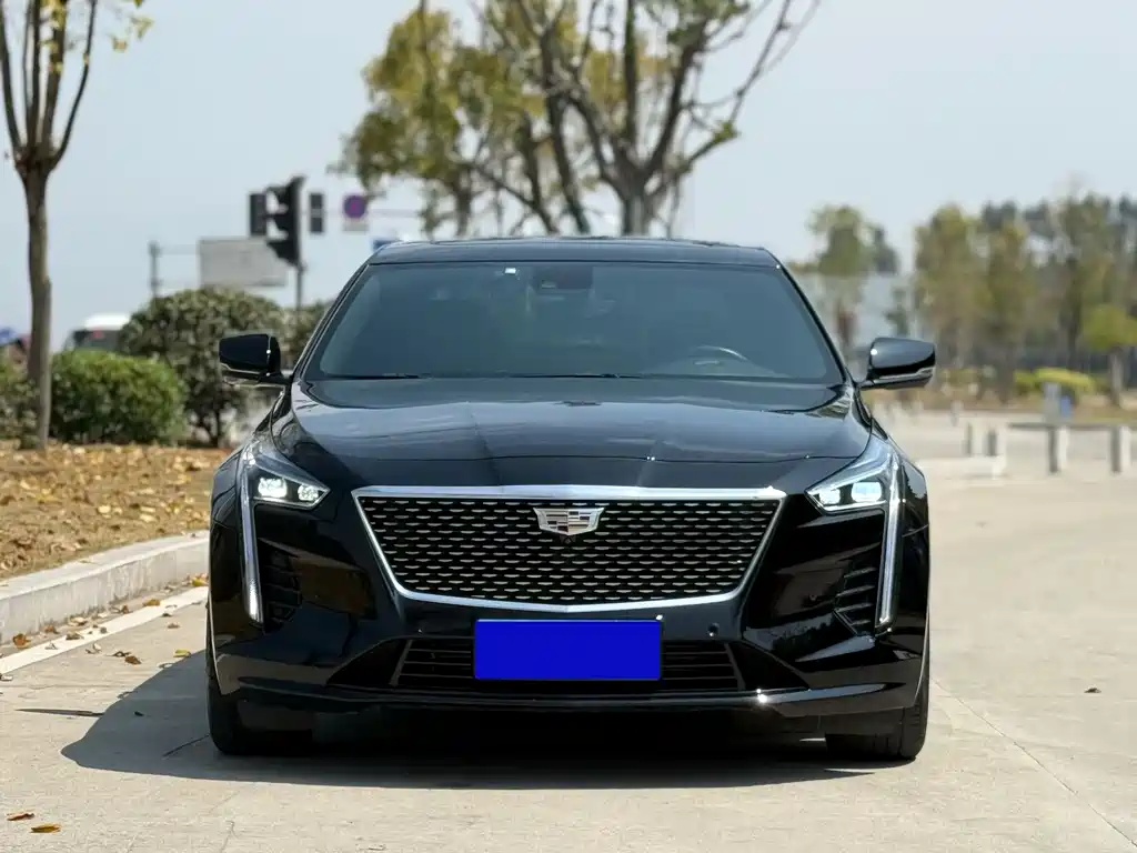 Cadillac CT6 2022 — фото 2