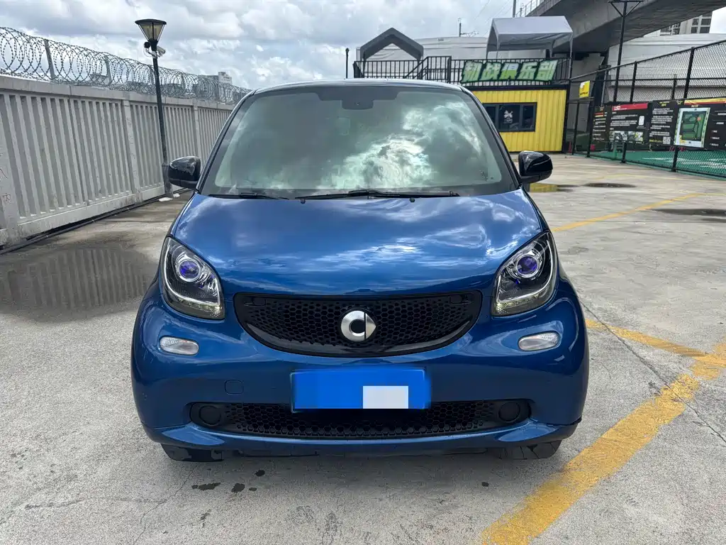smart fortwo 2018 — фото 2