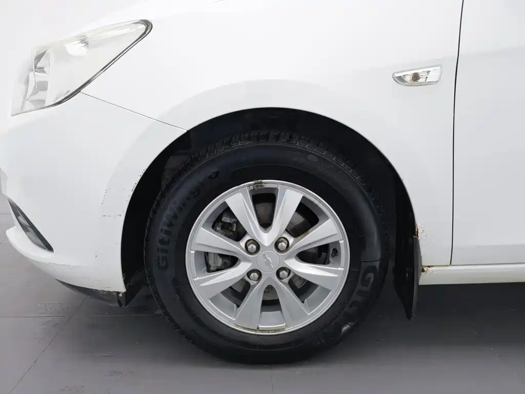 Chevrolet Sail 2015 — фото 17