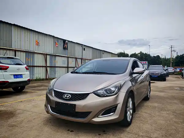 Hyundai Elantra Langdong 2017