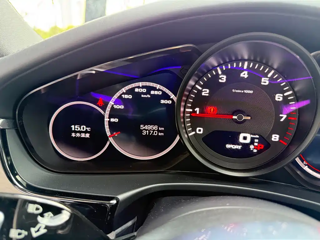 Porsche Panamera 2018 — фото 21