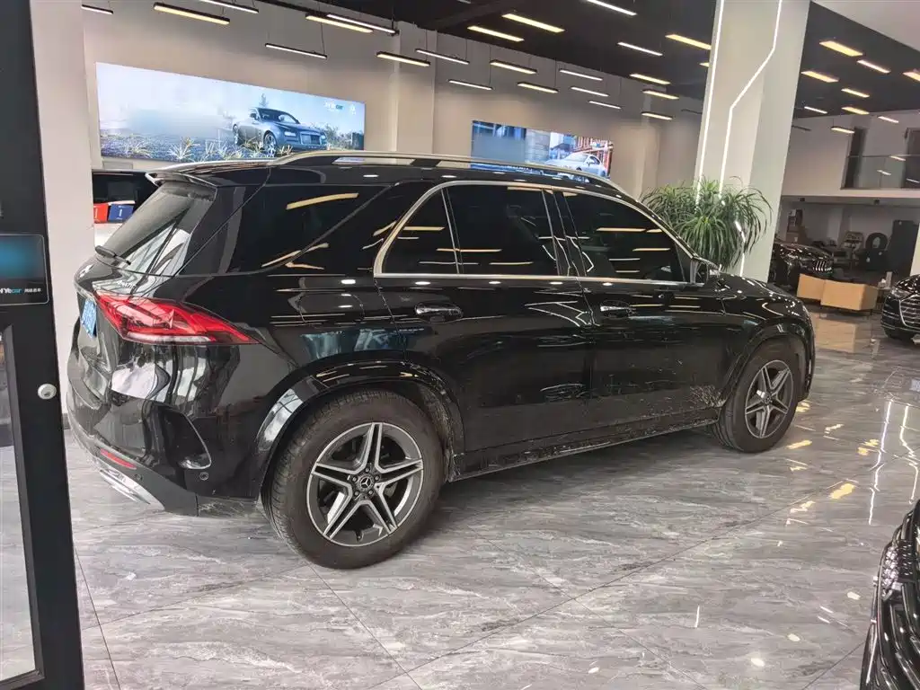 Mercedes-Benz GLE 2023 — фото 7