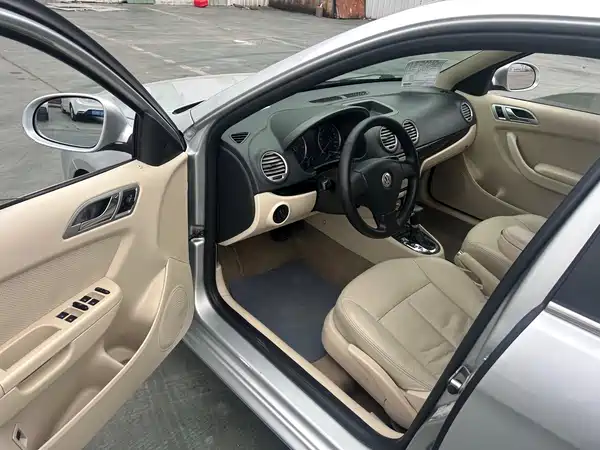 Volkswagen Lavida 2011