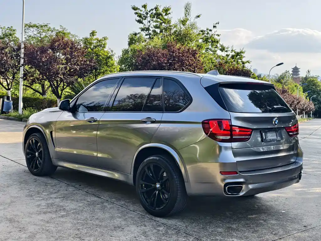 BMW X5 2018 — фото 7