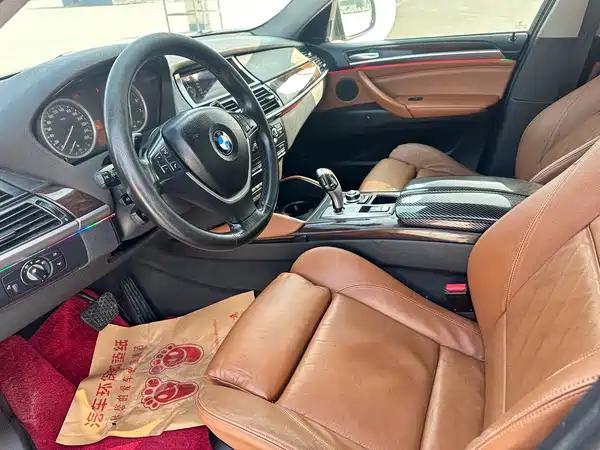 BMW X6 2012
