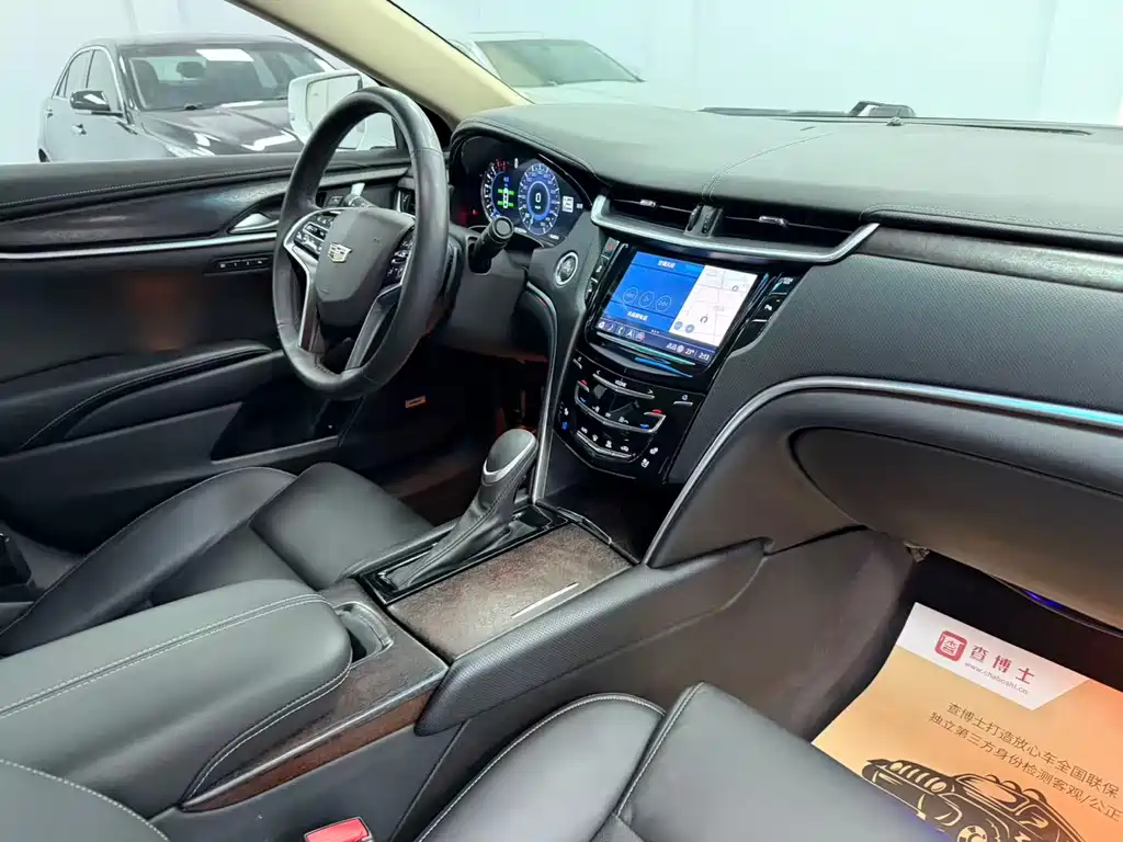 Cadillac XTS 2018 — фото 16