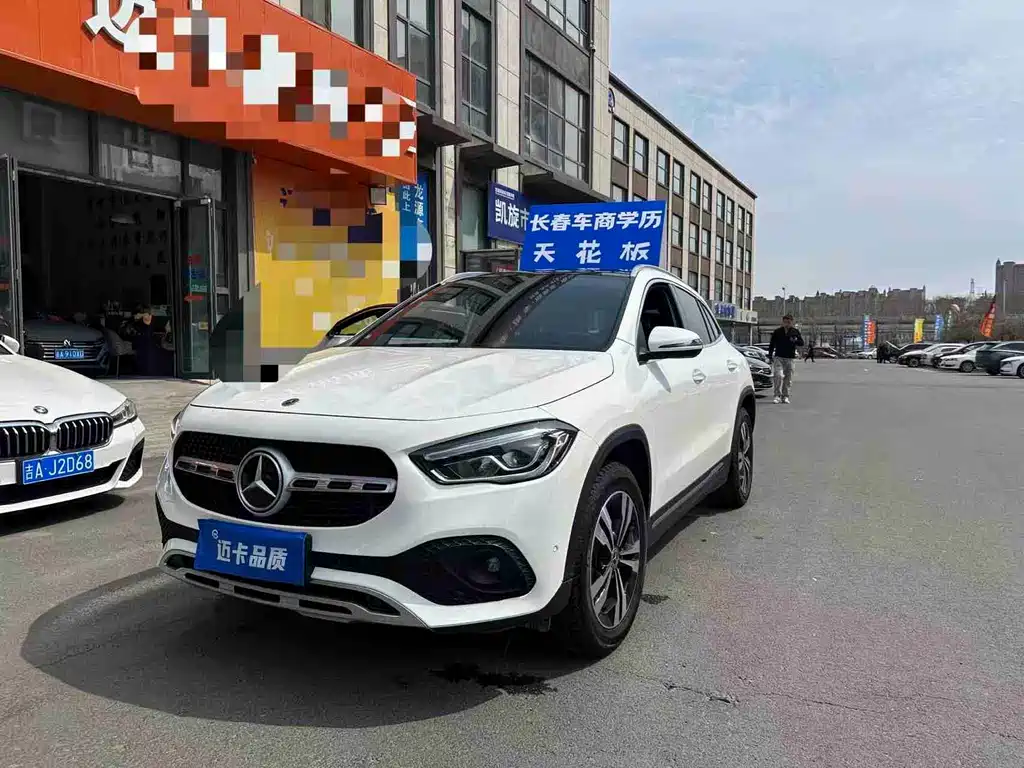 Mercedes-Benz GLA 2021 — фото 1
