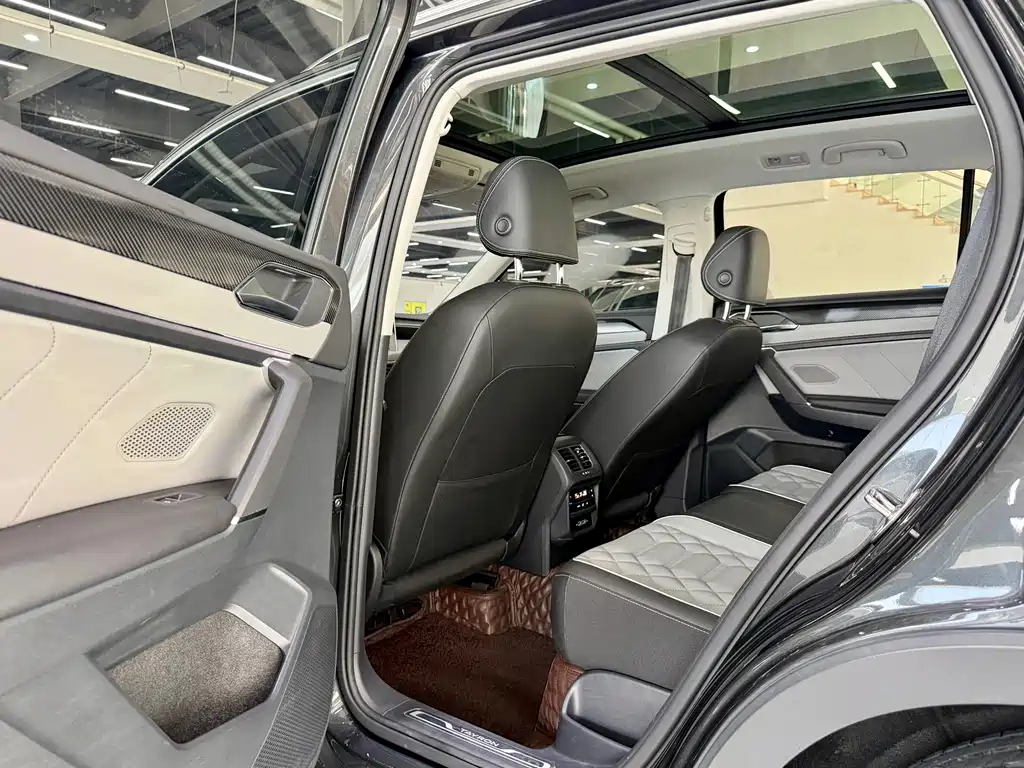 Volkswagen Tayron 2023