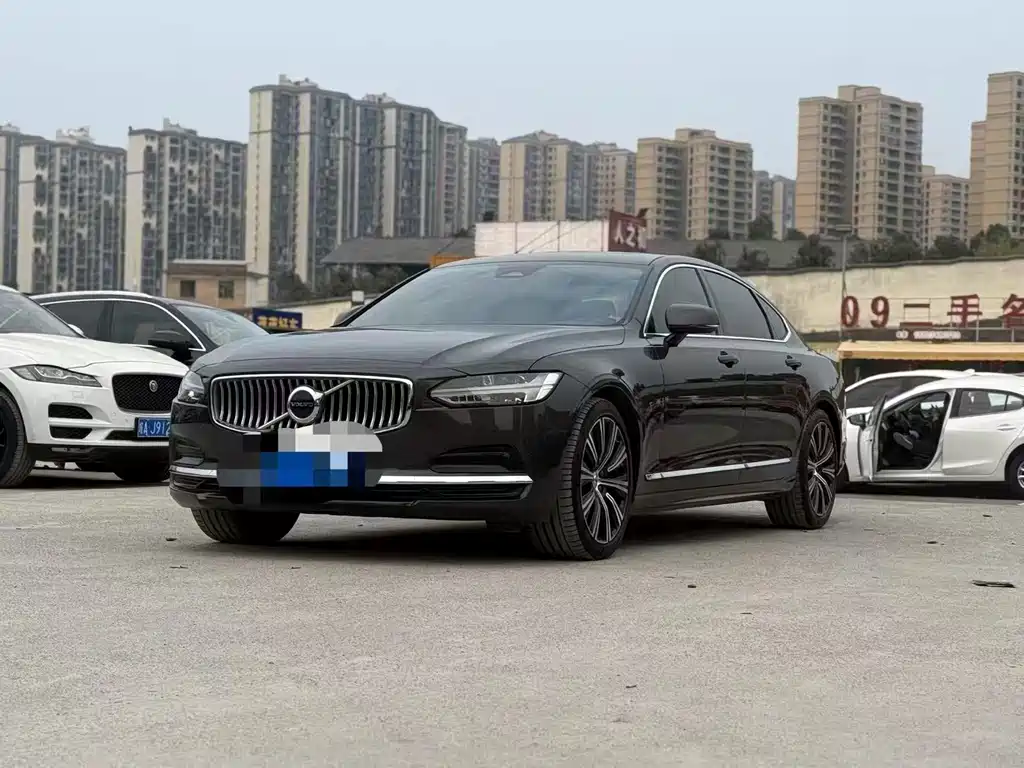 Volvo S90 2024 — фото 1