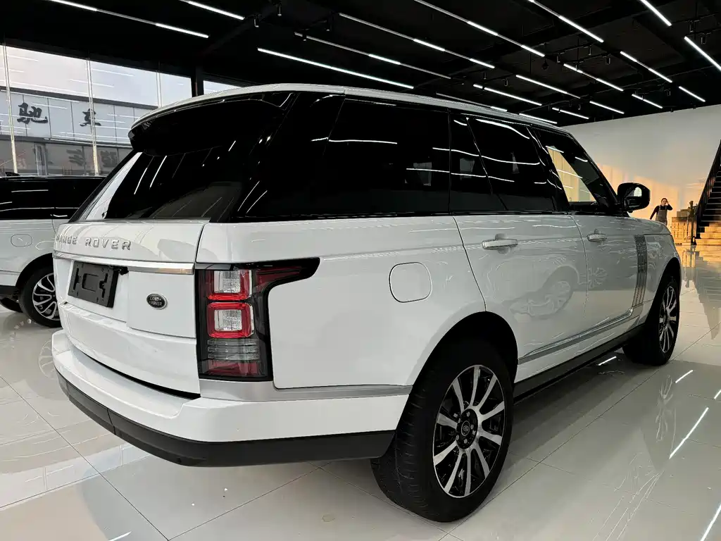 Land Rover Range Rover 2018 — фото 4