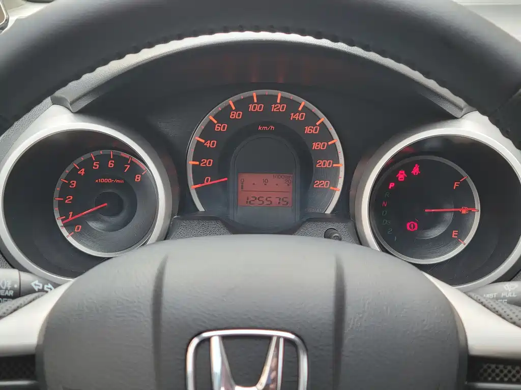 Honda Fit 2014 — фото 13