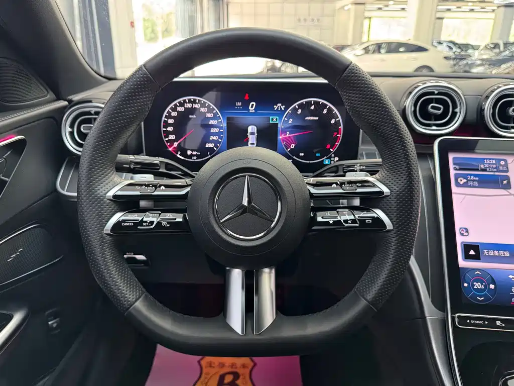 Mercedes-Benz C-Class 2023 — фото 9