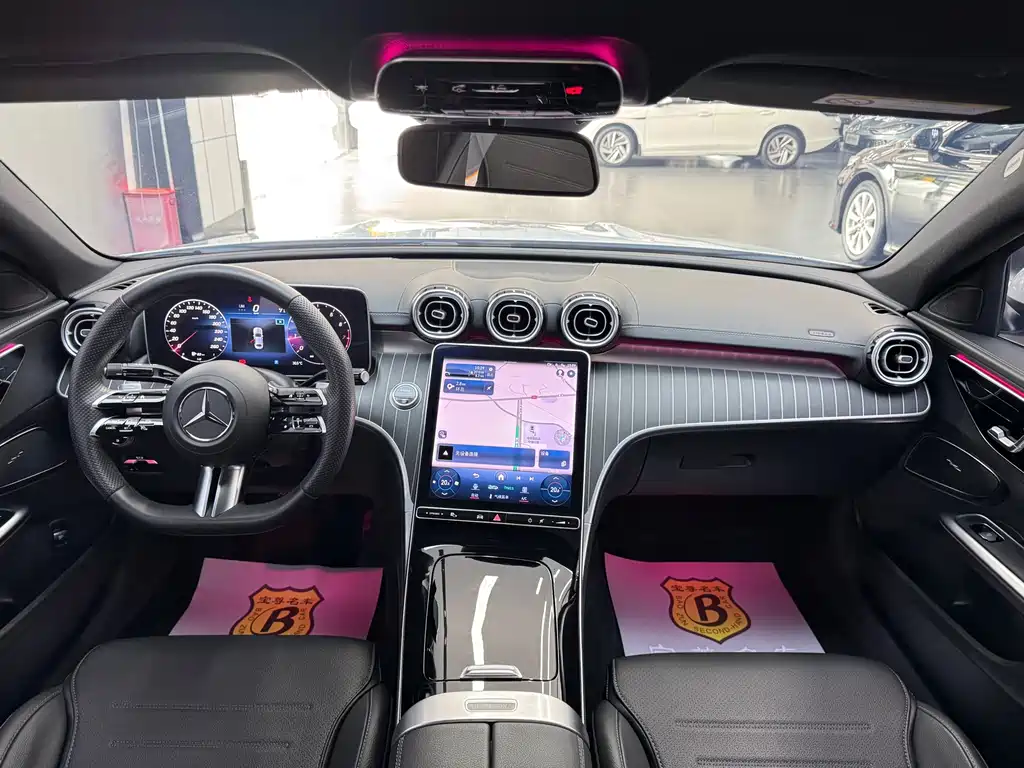 Mercedes-Benz C-Class 2023 — фото 10