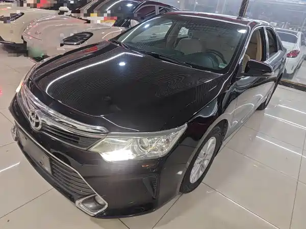 Toyota Camry 2015