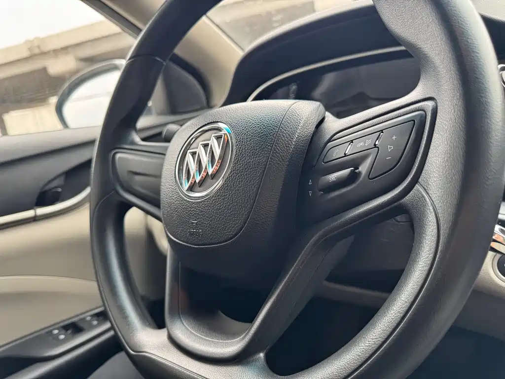 Buick Excelle 2019 — фото 11