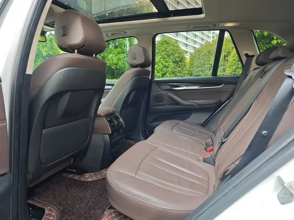 BMW X5 2015 — фото 10