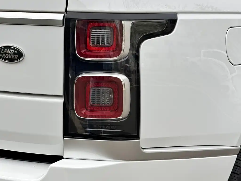 Land Rover Range Rover 2020 — фото 10