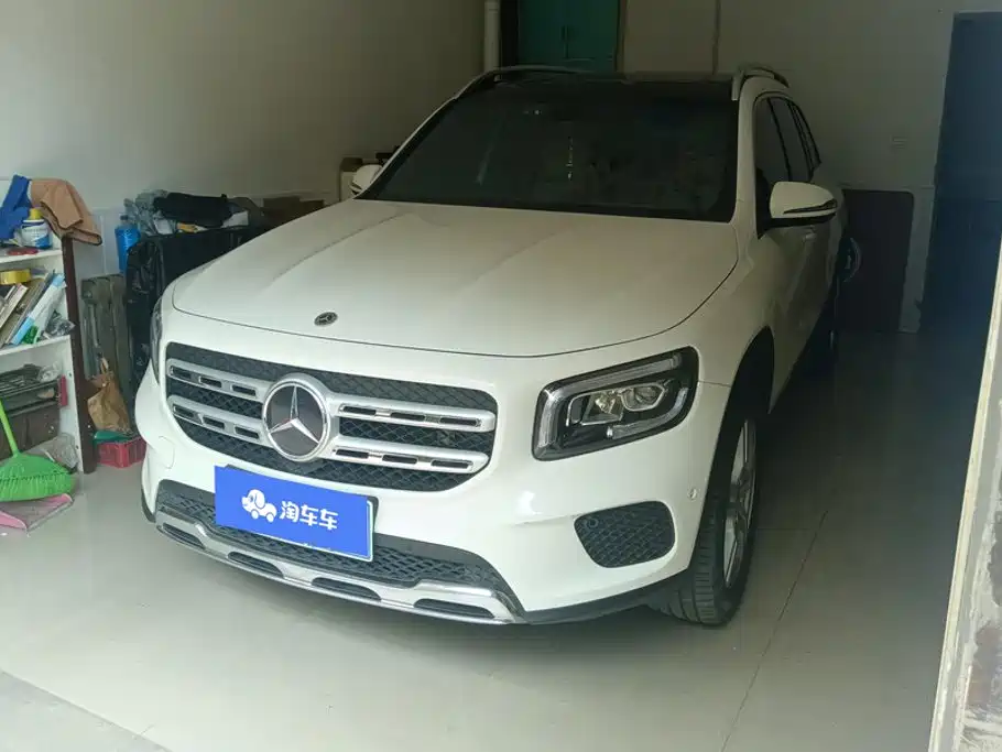 Mercedes-Benz GLB 2021