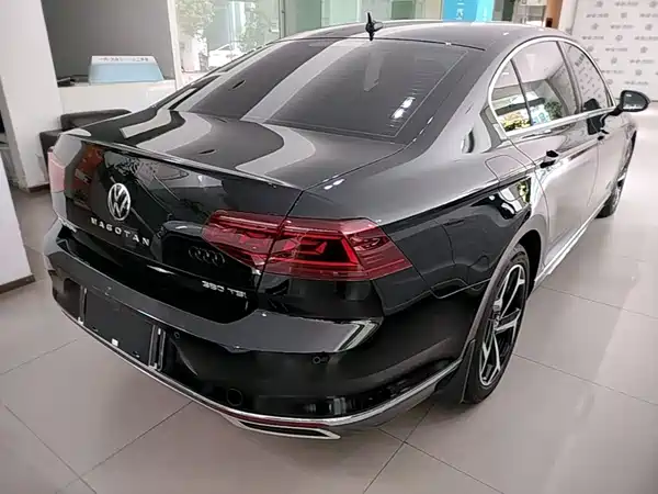Volkswagen Magotan 2026
