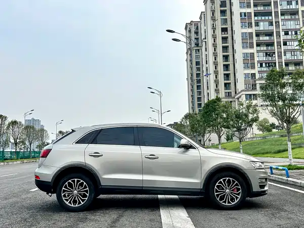 Zotye SR7 2018