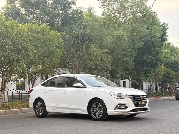 Roewe i5 2020