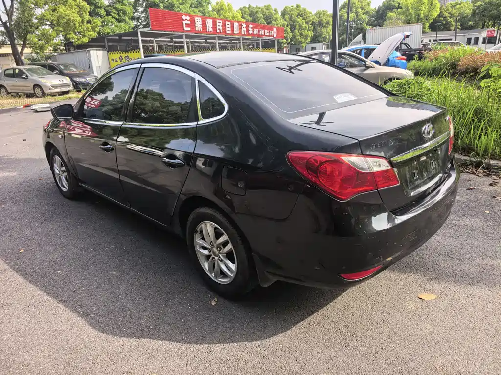 Hyundai Elantra 2013