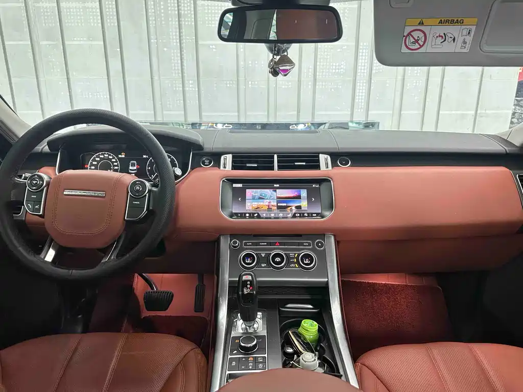 Land Rover Sport 2018 — фото 11