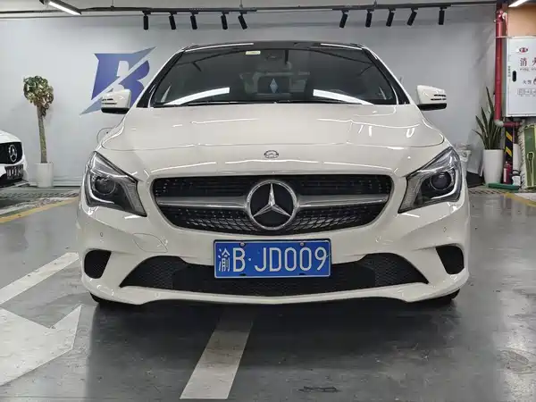 Mercedes-Benz CLA 2015