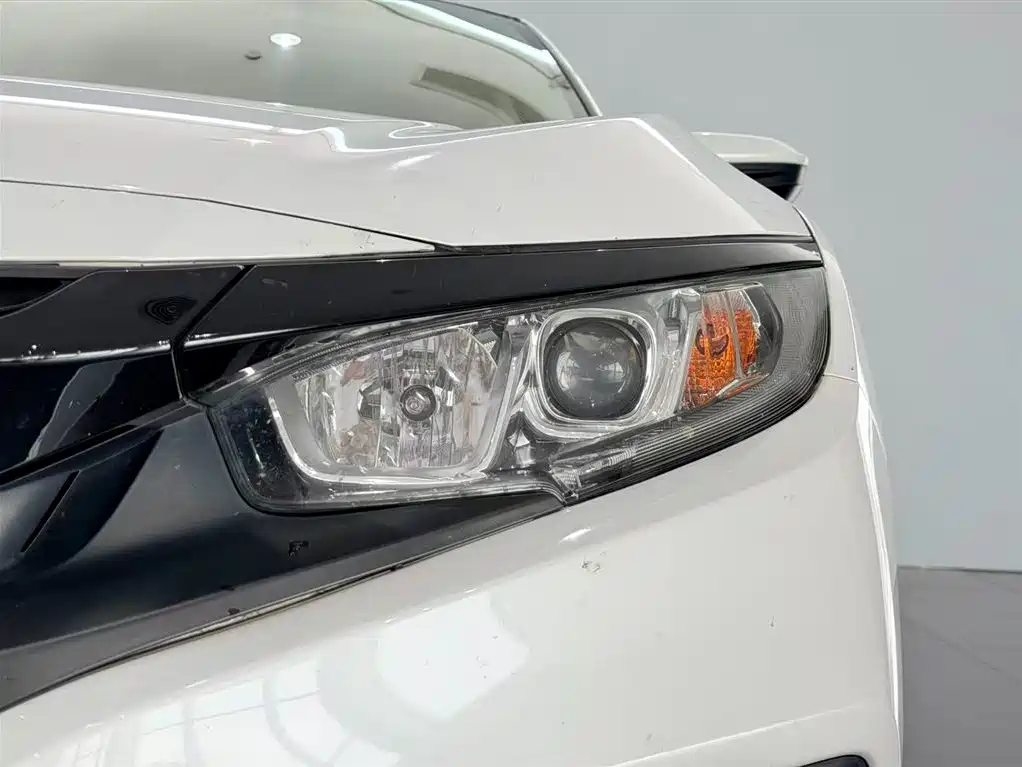 Honda Civic 2021 — фото 18