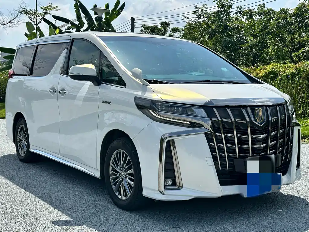 Toyota Alphard 2023